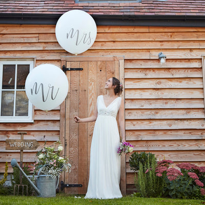 2 Balloons - 36" - Mr and Mrs