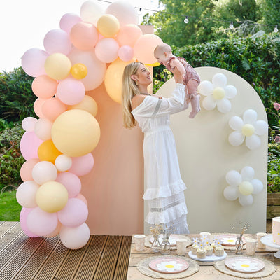 Gänseblümchen-Blumenmuster Pappteller | Boutique Ballooons